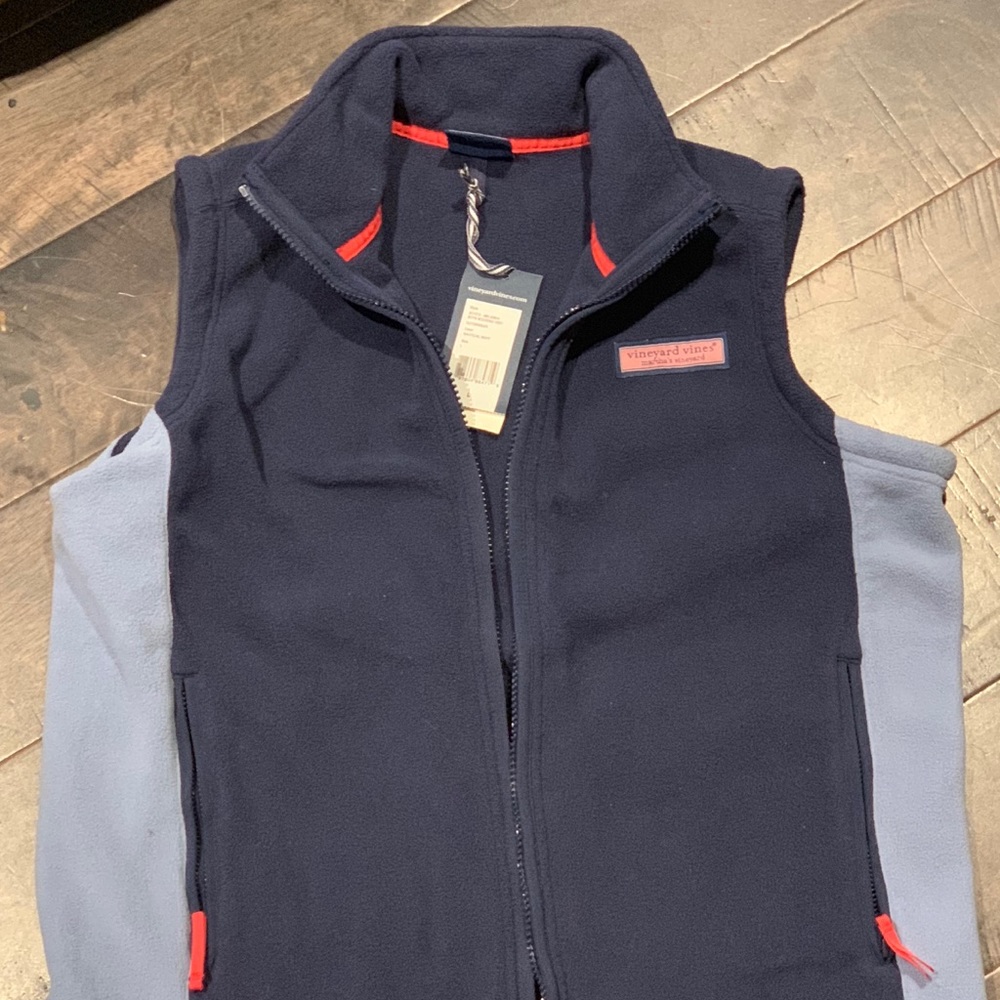 Ladies vineyard vines vest
